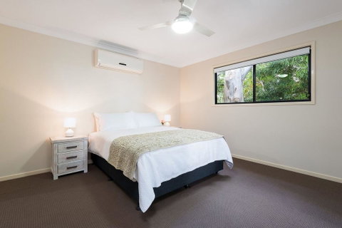 Combles Rd - Australia Accommodation 3