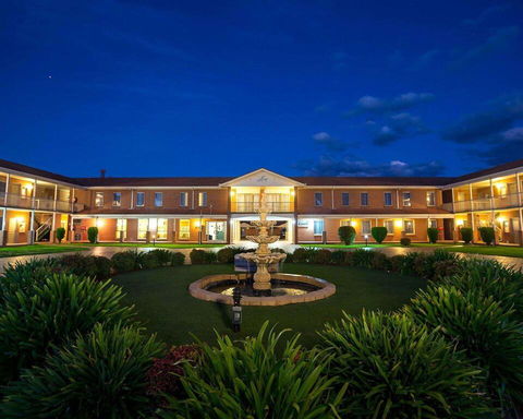 Comfort Inn & Suites King Avenue - Australia Accommodation 0