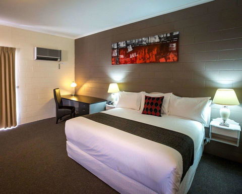 Comfort Inn & Suites King Avenue - Australia Accommodation 1