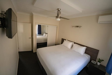 Comfort Inn And Suites Robertson Gardens - Australia Accommodation 3