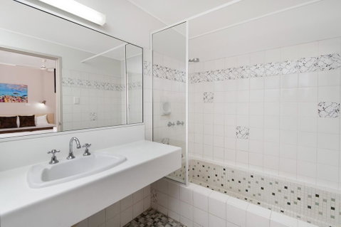 Comfort Inn Cairns City - Australia Accommodation 2