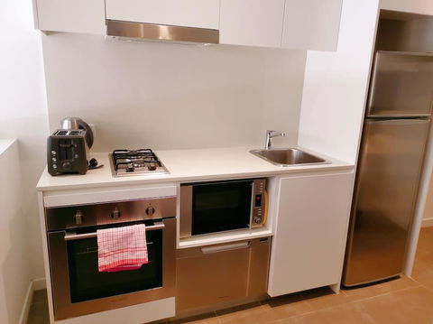 Comfortable Studio At The Central Of Chatswood - Australia Accommodation 1