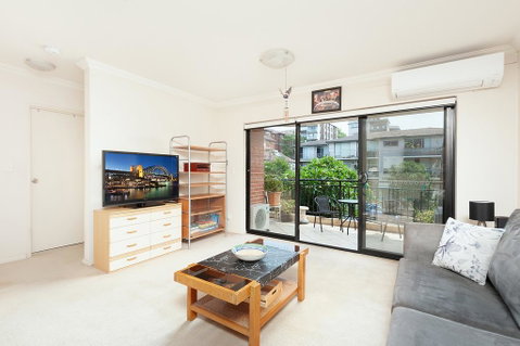 Comfy Coogee 1 Bedroom Hideaway - Australia Accommodation 1
