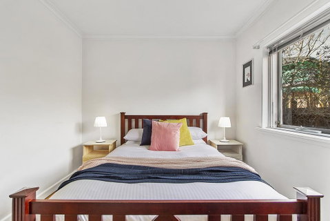 Comfy One-bedroom Unit Between City And Airport - Australia Accommodation 3