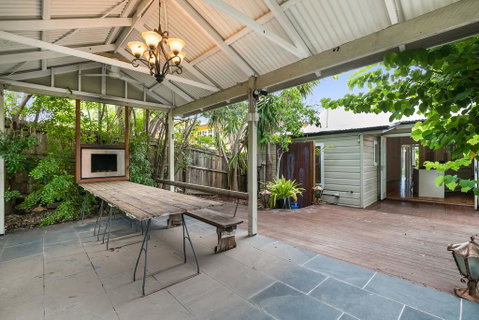 Contemporary Cottage In Perfect Lifestyle Address - Australia Accommodation 3