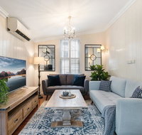 Contemporary Cottage in Perfect Lifestyle Address - Australia Accommodation