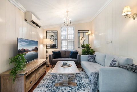 Contemporary Cottage In Perfect Lifestyle Address - Australia Accommodation 0