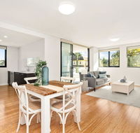 Convenience and comfort in Rosehill - Australia Accommodation