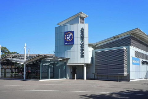Convenient & Cozy 1BR Next To Mall. 10 Min To CBD - Australia Accommodation 1