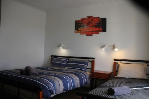 Coolgardie GoldRush Motels - Australia Accommodation 2
