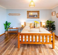 Coota Views Unit - Australia Accommodation