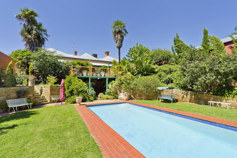 Corvah House - Australia Accommodation 0