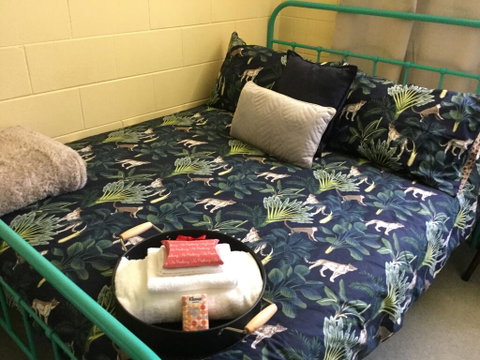 Cosy Bed & Breakfast - Australia Accommodation 0