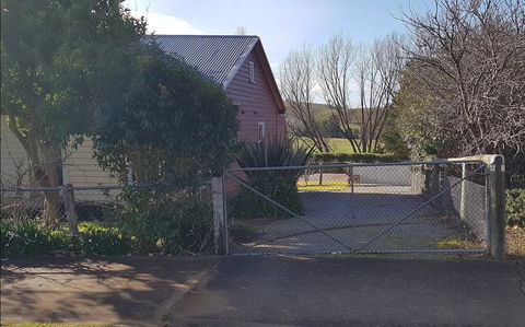 Cottage On Main - Australia Accommodation 2