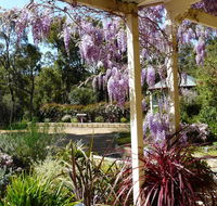 Country Charm Retreat BB - Australia Accommodation