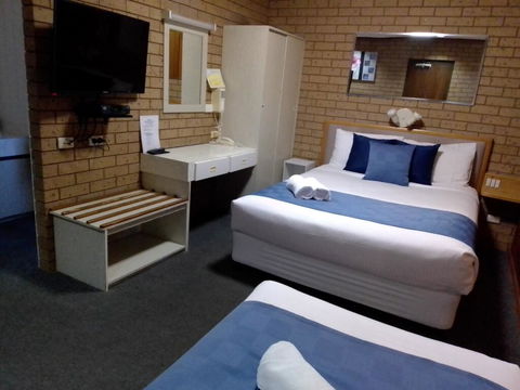 Country Home Motor Inn - Australia Accommodation 1