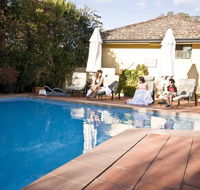 Country Plaza Motel - Australia Accommodation