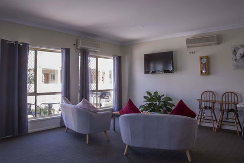 Country Roads Motor Inn - Australia Accommodation 3