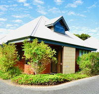 Cowrie Chalet - Australia Accommodation