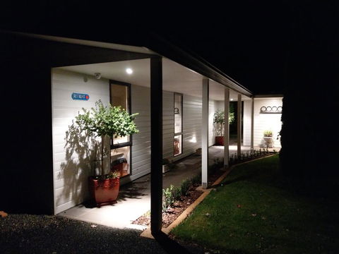 Cradle At Casa Blanca Country Retreat - Australia Accommodation 2