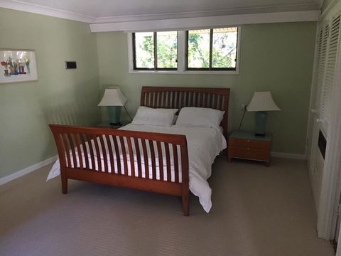 Craigdarroch Courtyard Cottage, 22 Bartle Road - Australia Accommodation 2