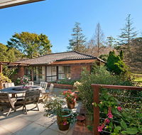 Craigdarroch Courtyard Cottage 22 Bartle Road - Australia Accommodation