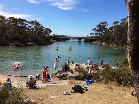 Crayfish Creek Van & Cabin Park - Australia Accommodation 2