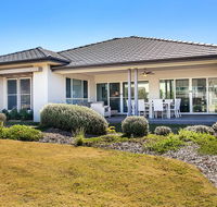 Cypress Point Lodge - Australia Accommodation