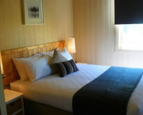 Cypress Ridge Cottages - Australia Accommodation 0