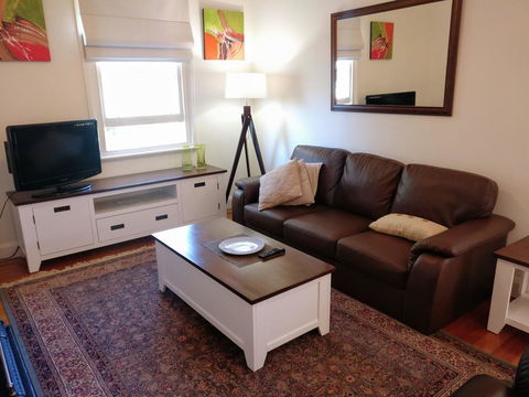 Darling House Castlemaine - Australia Accommodation 2