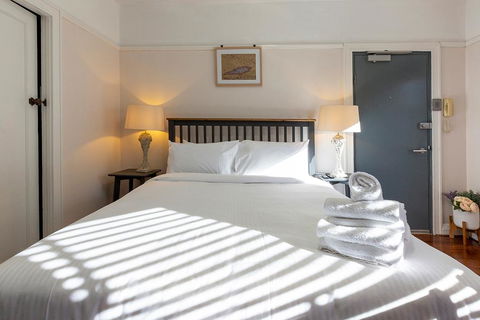 DARLINGHURST STUDIO // SHARED ROOFTOP SPACE - Australia Accommodation 3