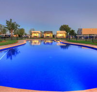 DC on the Lake - Australia Accommodation