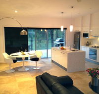 Deja Vu Estate - Australia Accommodation