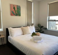 Delicate and Peaceful Bundoora Townhouse 11-R2 - Australia Accommodation