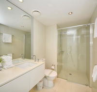 Deluxe Private Apartment in Surfers Paradise - Australia Accommodation
