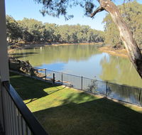 Discovery Parks - Maidens Inn Moama - Australia Accommodation