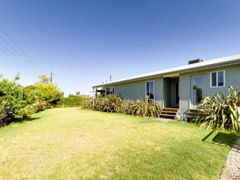 Do Drop Inn - Australia Accommodation 1