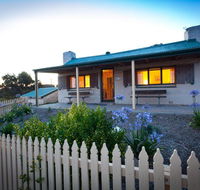 Donington Cottage Lincoln National Park - Australia Accommodation