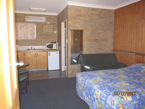 Dragon Phoenix Resort - Australia Accommodation 3