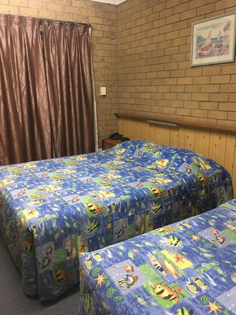 Dragon Phoenix Resort - Australia Accommodation 2