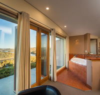 Eagle View Escape - Australia Accommodation