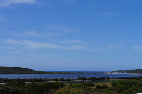 Eagles Nest Ocean Lookout - Australia Accommodation 0