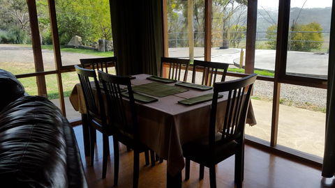 Eastern Reef Cottages - Australia Accommodation 0