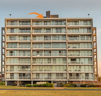 Ebbtide 38 - On The Beach - Australia Accommodation