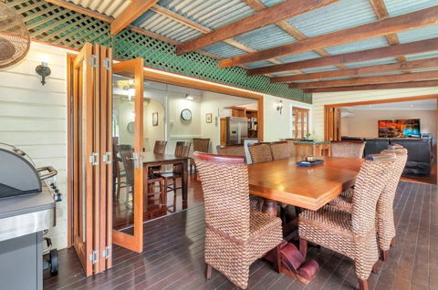 Edge Hill Holiday Home / Cairns - Australia Accommodation 3