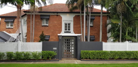 Edward Lodge - Australia Accommodation 2