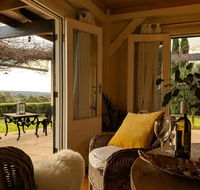 El Camino country cottage with terrace and stunning views - Australia Accommodation