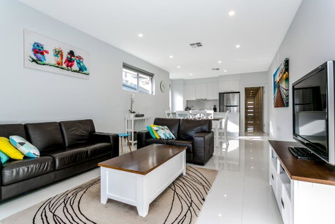 Ella House Adelaide - Australia Accommodation 0