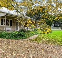 Elm Cottage - Australia Accommodation