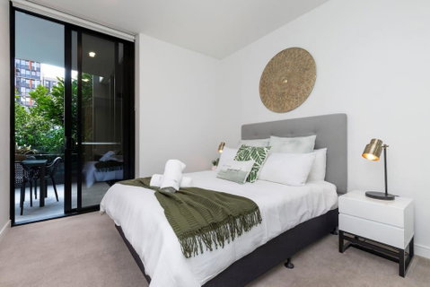 Emp - Work Remotely While Enjoying Your Stay - Australia Accommodation 2